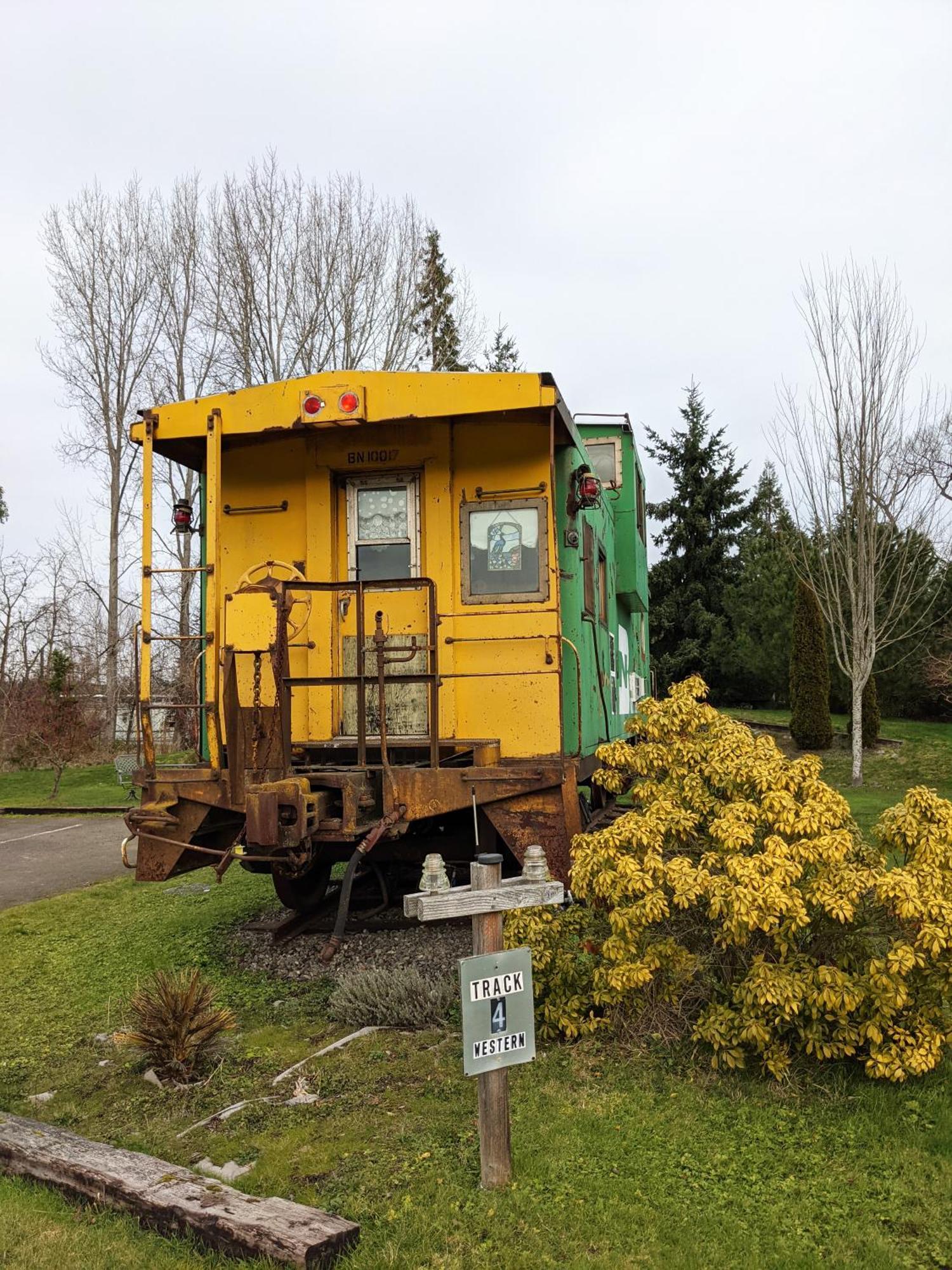 Olympic Railway Inn Sequim Room photo